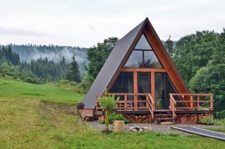 Chalet en bois &agrave; ZELLWILLER, pour quels usages l'adopter ?