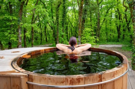 Installer un bain chaud &agrave; ZELLWILLER, conseils et avantages